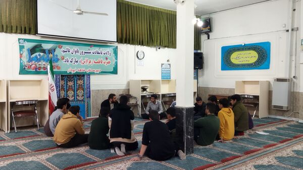 آموزش مداحی در دبیرستان شاهد ابوذر غفاری نیشابور 