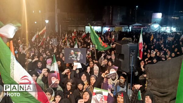 تجمع مردم شریف دلفان در شب بیست‌ویکم شهادت رهبر شهید انقلاب اسلامی