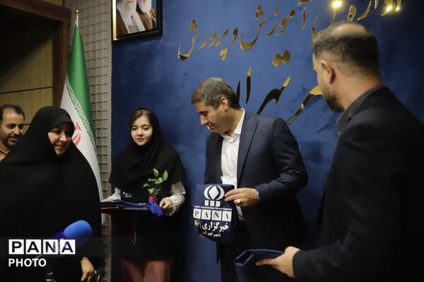 تقدیر از خبرنگاران برگزیده پانا در پایتخت