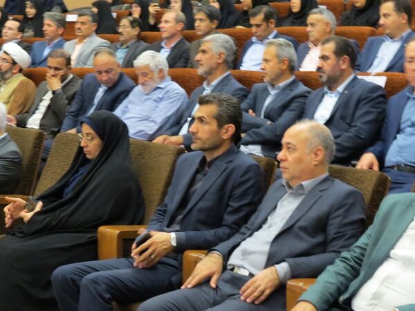 آیین تجلیل از معلمان نمونه استانی در بجنورد