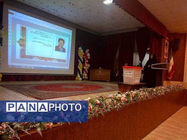 انتخابات شورای انجمن اولیا و مربیان  در نیشابور 