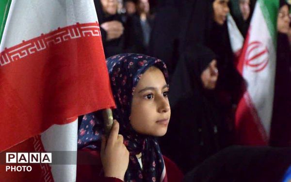تجمعات شبانه در نجف آباد