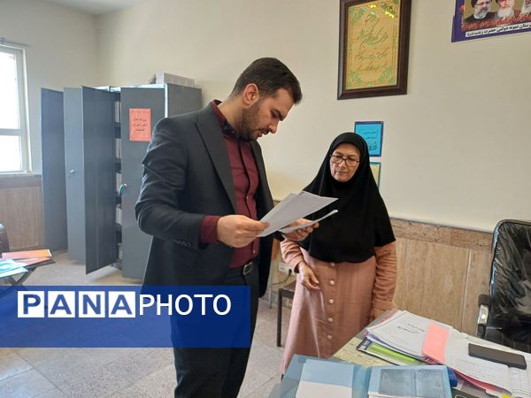 بازدید معاون آموزش متوسطه اداره‌کل آموزش و پرورش استان از مدارس شهرستان جاجرم 