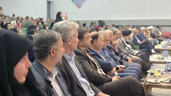همایش تجلیل از فرهنگیان بازنشسته ناحیه۴ اصفهان در اردوگاه شهید بهشتی اصفهان