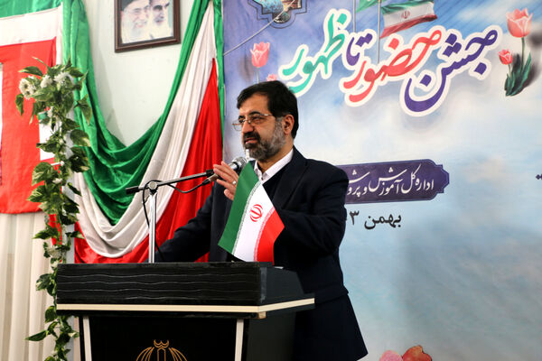 برپایی جشن «حضور تا ظهور» در دبیرستان شهیده حسنی سعدی قم