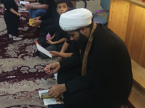 همایش احلی من العسل در اتحادیه انجمن‌های اسلامی دانش‌آموزی نیشابور