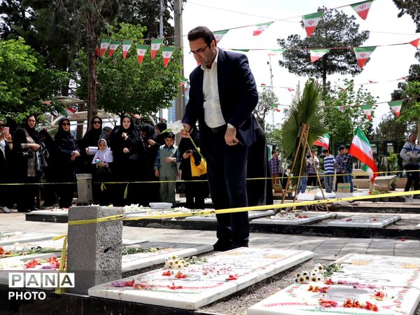 گلباران مزار شهدای تقی زاده ؛ شهیدان جنگ رمضان‌ 