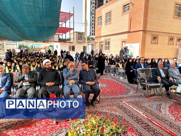 زنگ جوانه ها در مشهد به صدا در آمد