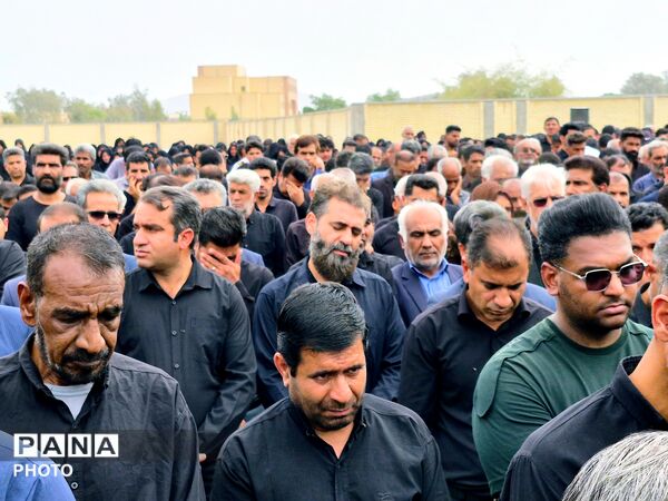 مراسم تشییع پیکر مطهر شهید اسماعیل آزادگرمی در کرمان