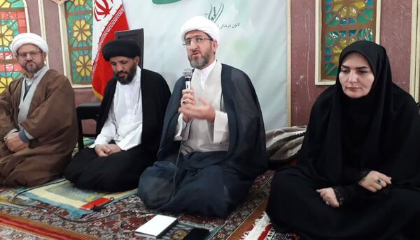  مراسم معنوی اعتکاف و تجلیل از پدران شهید در الشتر و فیروزآباد