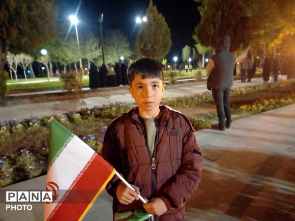 دهه نودی‌ها و هشتادی‌ها در تویسرکان به میدان آمدند