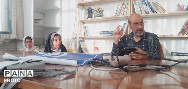 هم اندیشی دختران خبرنگاردر کانون لقمان کاشمر