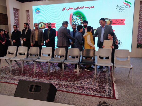 اختتامیه چهل و دومین دوره مسابقات فرهنگی هنری دانش‌آموزان ناحیه 7 مشهد
