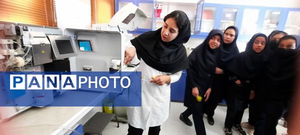 بازدید دانش‌آموزان مدرسه حضرت فاطمه(س) از شهرداری و مرکز سلامت کدکن