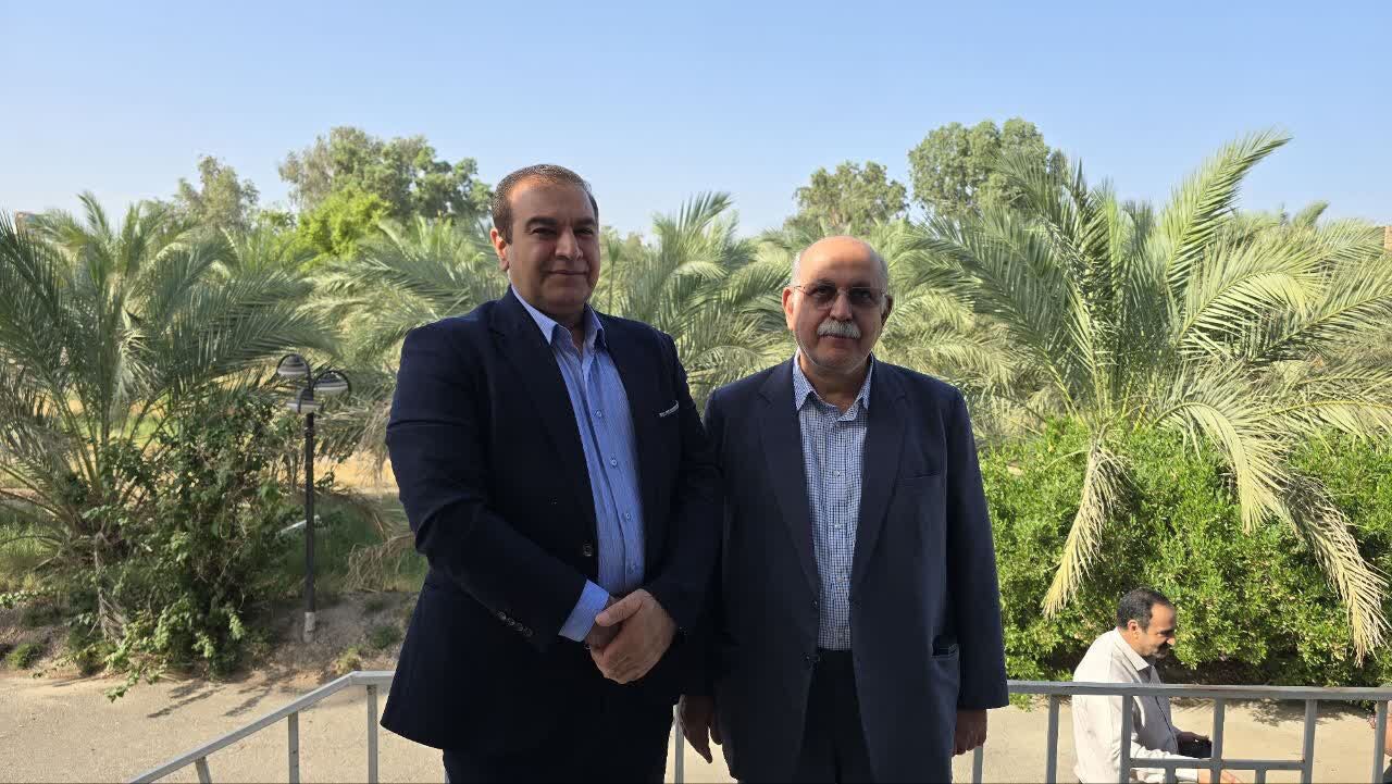 دیدار فرماندار بم با پروفسور افلاطونیان به مناسبت روز پزشک