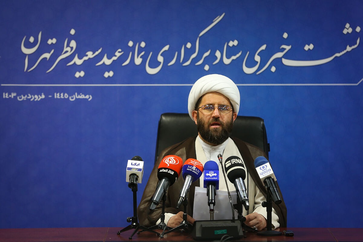 شناخت دقیق دانش‌آموزان از دستاوردهای انقلاب امری لازم است