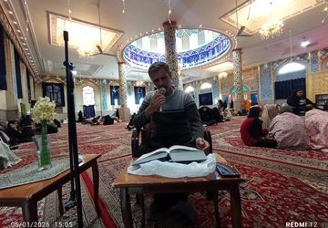 قرائت دعای ام‌داوود در آخرین لحظات اعتکاف دانش آموزان