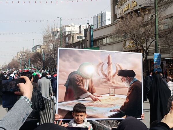 ۲۲ بهمن؛ خیابان‌ها صحنه تجدید بیعت ملت با آرمان‌های انقلاب