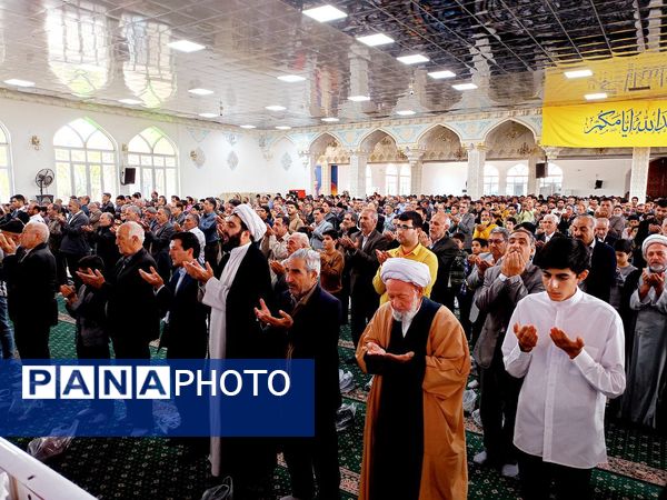 نماز جمعه در کاشمر