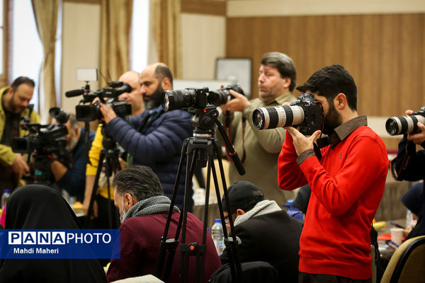 نشست رسانه‌ای پنجاه‌وچهارمین دوره جشنواره بین‌المللی فیلم‌های علمی، آموزشی و‌ تربیتی رشد