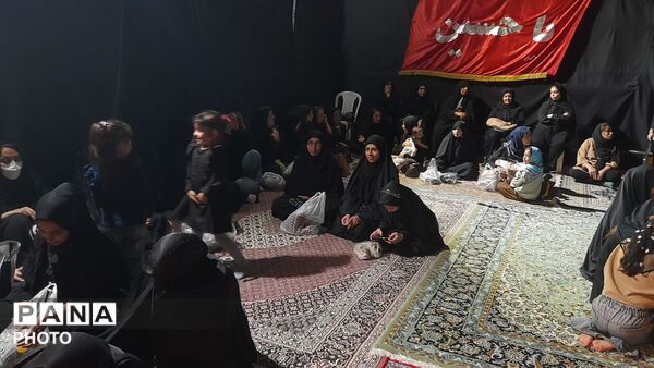 مراسم عزاداری ماه محرم در هیئت محبین ائمه نظرآباد 
