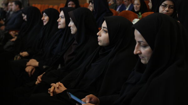 همایش بزرگداشت مقام معلم آموزش و پرورش ناحیه یک زنجان