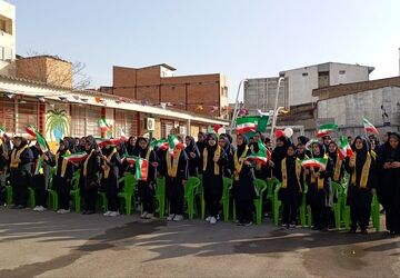 همایش ایرانمون در مدرسه زینب کبری
