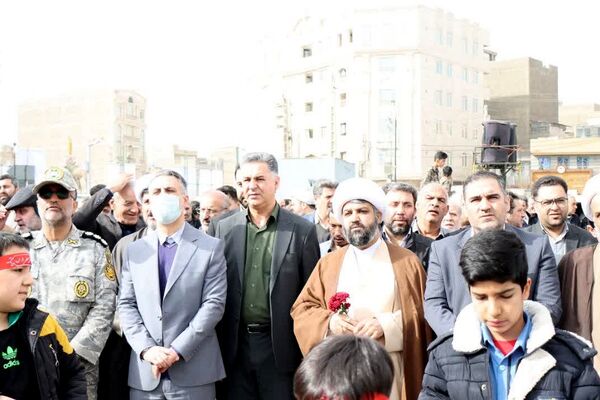 حماسه حضور مردم غیور باقرشهر و کهریزک در راهپیمایی ۲۲بهمن