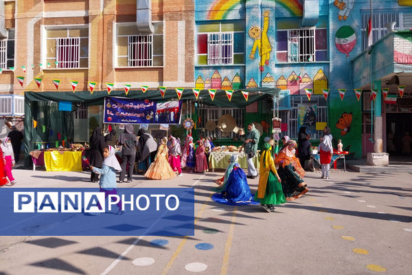 آشنایی با اقوام ایرانی در دبستان یگانه
