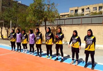 برگزاری مسابقات فوتسال دختران در ملارد 