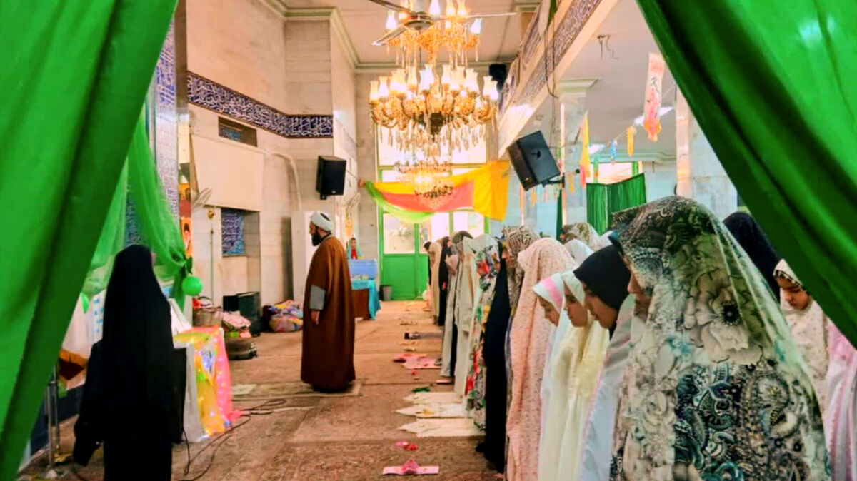 برگزاری مراسم اعتکاف دانش‌آموزی در مسجد علی‌بن‌موسی‌الرضا(ع)
