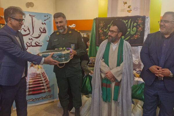 طنین آیات وحی در آیین افتتاح هفته قرآن و عترت در فشافویه