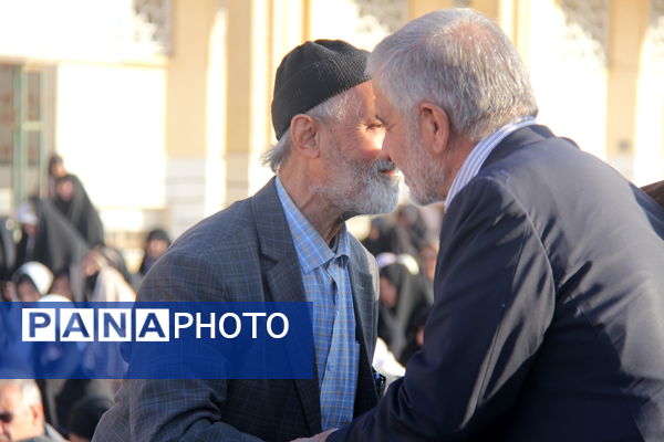 اقامه نماز عید سعید فطر  در شهر یزد