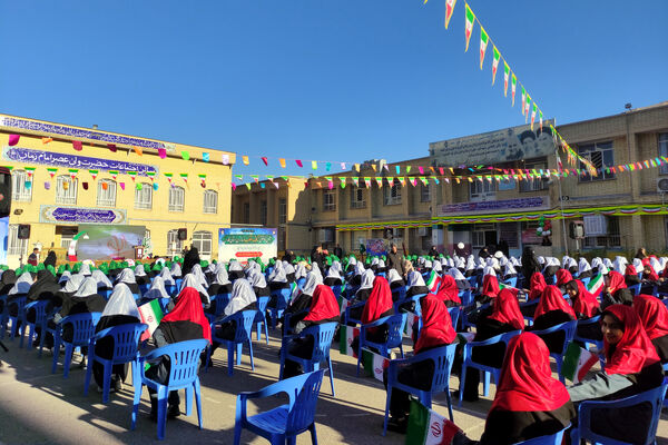 آیین نواختن زنگ انقلاب در مدارس فارس 