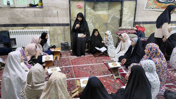 نخستین روز اعتکاف در مسجد جامع ناحیه 1 کرج 