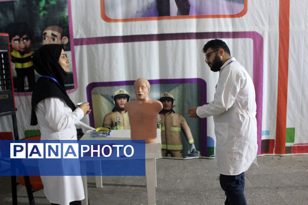 رقابت‌های مراقبین سلامت قم در بخش امداد و نجات