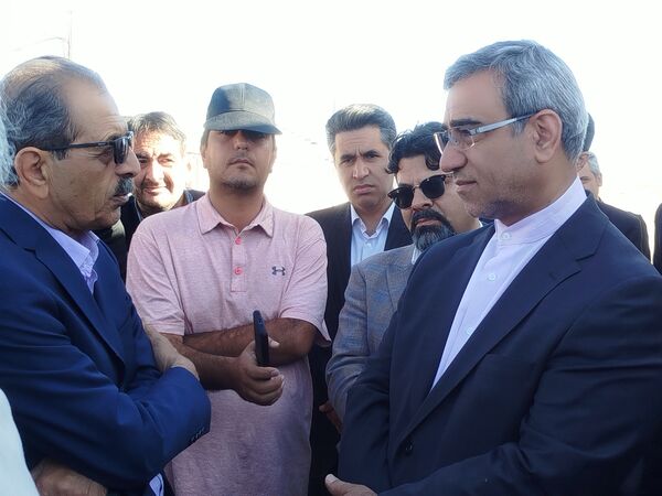 خراسان رضوی میزبان جهش انرژی پاک؛ افتتاح و کلنگ‌زنی پروژه‌های خورشیدی با حضور استاندار