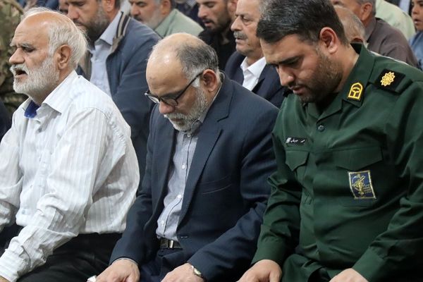 برگزاری نماز جمعه با حضور مردم پاکدشت