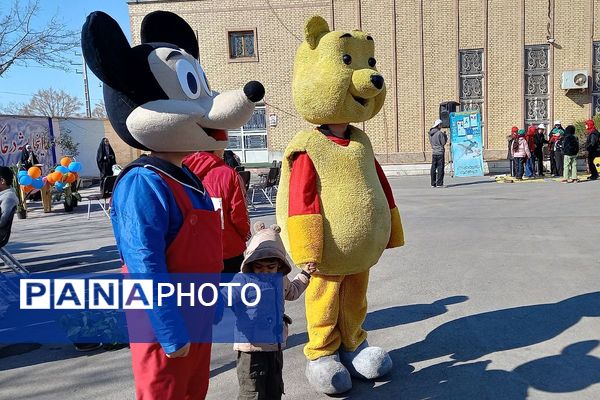 برگزاری جشنواره فرهنگی- تربیتی، هنری خانواده بزرگ کانون ملائک قرچک