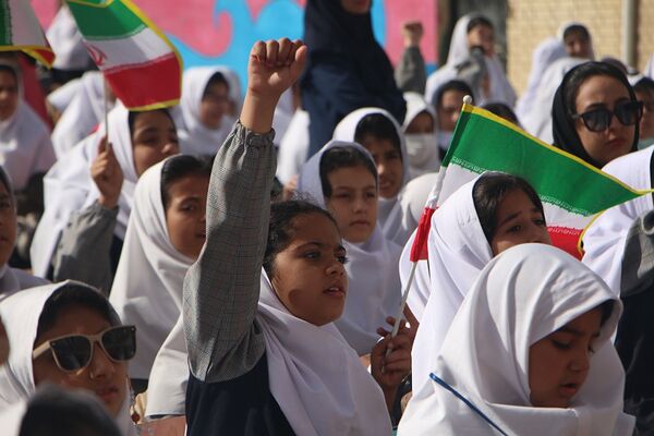 صدای زنگ استکبار ستیزی در مدارس فشافویه گوش نواز شد
