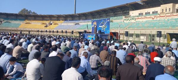 شکوه اقامه نماز عید‌ فطر در سراسر استان کرمان