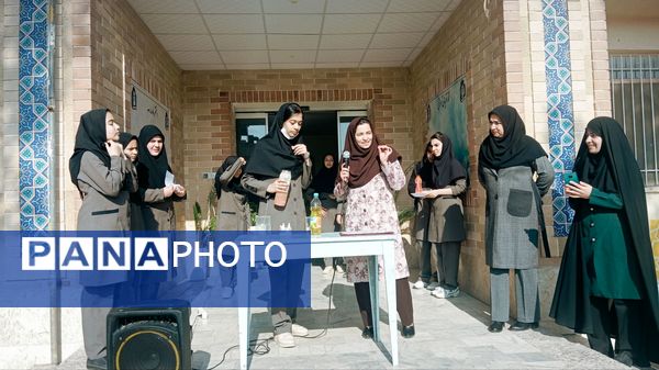 اجرای آزمایشات جذاب علوم در کاشمر