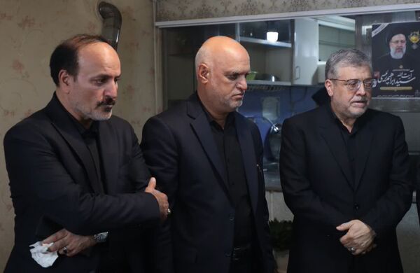 دیدار شهردار مشهد با مادر شهید ابراهیم رئیسی