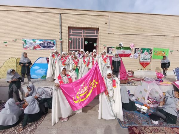 جشن نیمه شعبان در دبستان خدیجه کبری ابرکوه