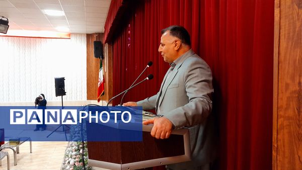 مراسم شب شعر شهدا در کانون مهرتابان نیشابور