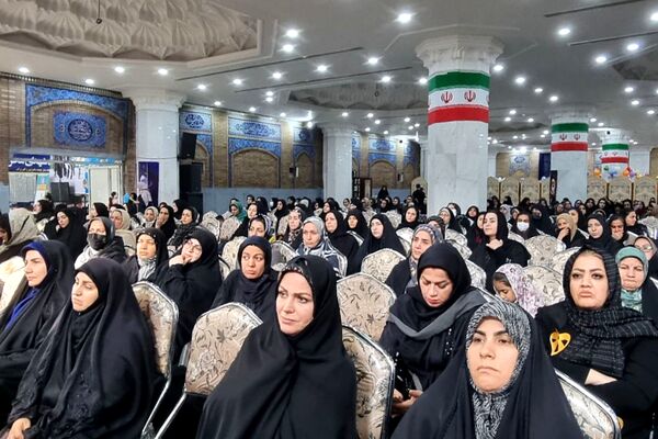همایش جوانی جمعیت در مصلی باقرشهر 