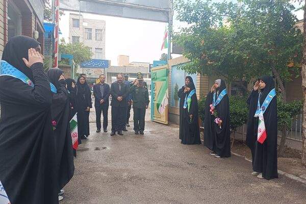 برگزاری مراسم بزرگداشت روز معلم در نیشابور 