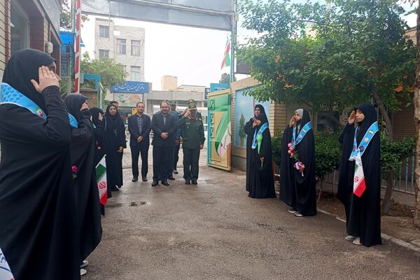 برگزاری مراسم بزرگداشت روز معلم در نیشابور 