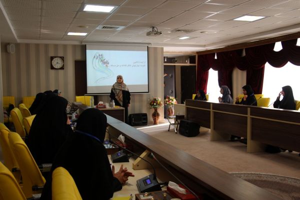 نشست قطب ۵ دوازدهمین دوره مجلس دانش‌آموزی به میزبانی استان آذربایجان شرقی