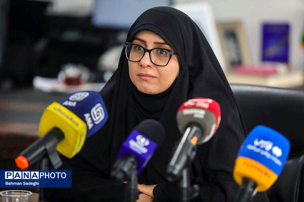 نشست خبری دومین جشنواره ملی طراحی و دوخت لباس دانش‌آموزی